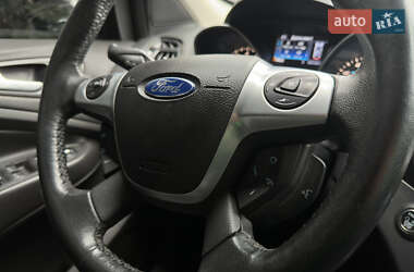 Внедорожник / Кроссовер Ford Escape 2013 в 