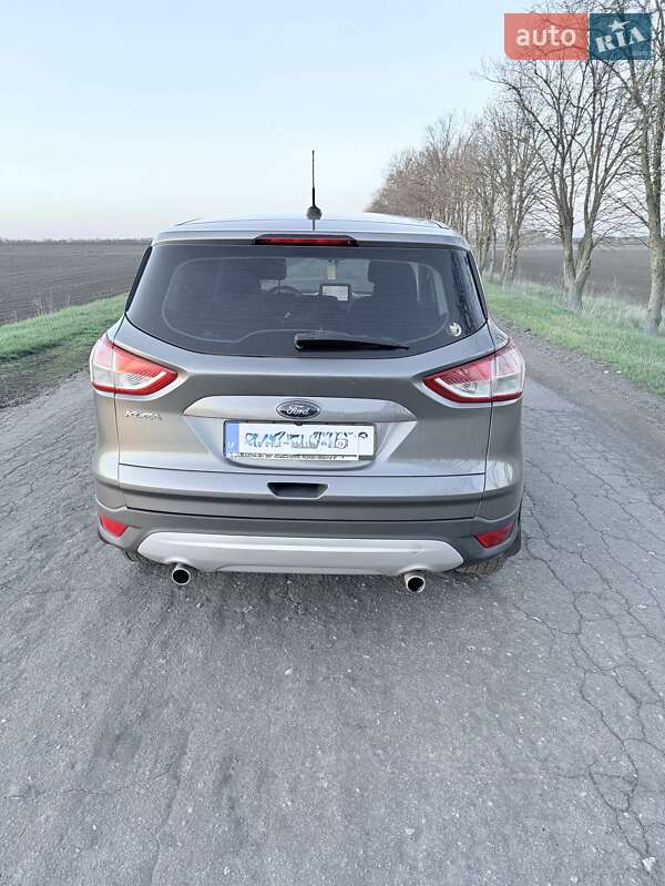 Позашляховик / Кросовер Ford Escape 2014 в Черкасах