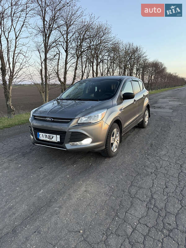 Позашляховик / Кросовер Ford Escape 2014 в 