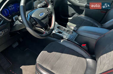 Внедорожник / Кроссовер Ford Escape 2022 в 