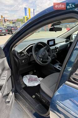 Внедорожник / Кроссовер Ford Escape 2019 в 