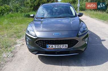 Внедорожник / Кроссовер Ford Escape 2020 в 