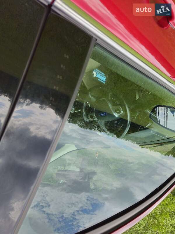 Позашляховик / Кросовер Ford Escape 2015 в Коростені