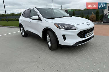 Внедорожник / Кроссовер Ford Escape 2021 в 