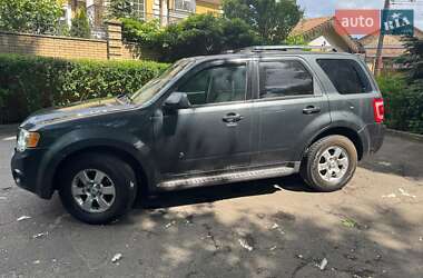 Позашляховик / Кросовер Ford Escape 2008 в 