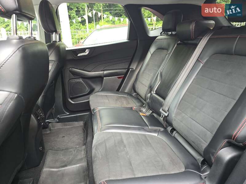 Позашляховик / Кросовер Ford Escape 2021 в Львові