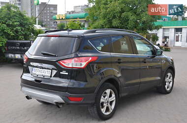 Позашляховик / Кросовер Ford Escape 2013 в 