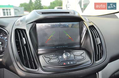 Позашляховик / Кросовер Ford Escape 2013 в 