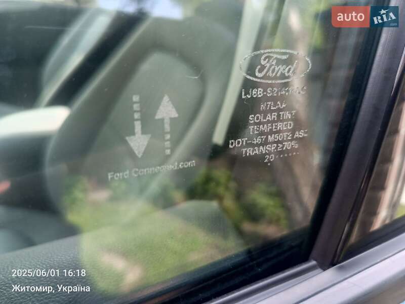 Внедорожник / Кроссовер Ford Escape 2020 в Житомире