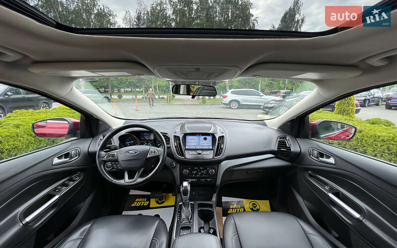 Внедорожник / Кроссовер Ford Escape 2018 в Львове