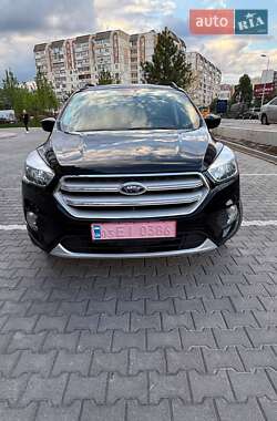 Внедорожник / Кроссовер Ford Escape 2018 в Киеве