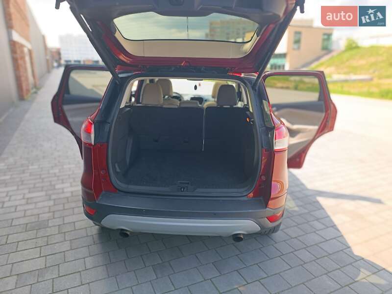Позашляховик / Кросовер Ford Escape 2014 в Хмельницькому