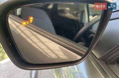 Внедорожник / Кроссовер Ford Escape 2022 в 