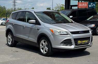 Позашляховик / Кросовер Ford Escape 2013 в Чернівцях