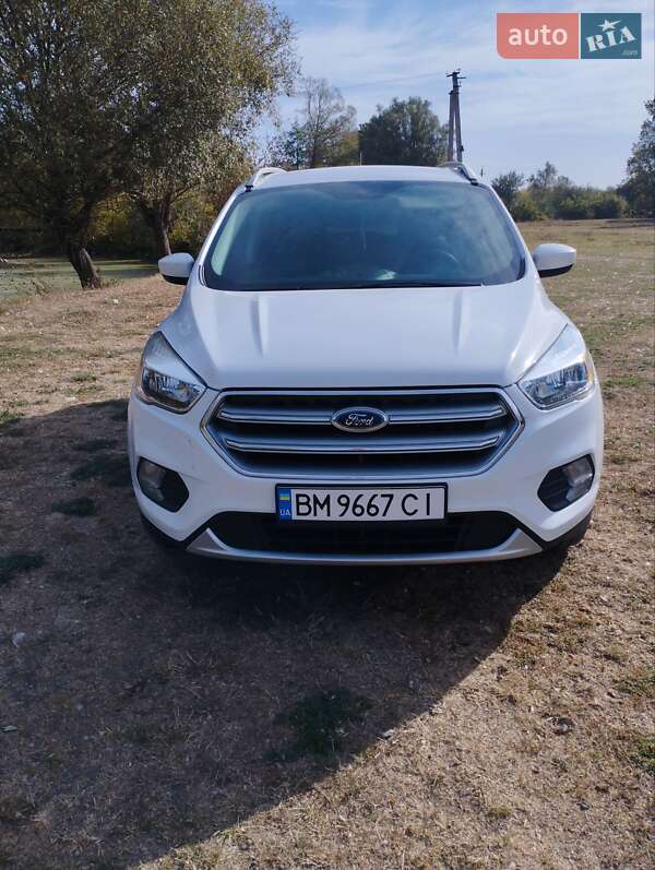 Внедорожник / Кроссовер Ford Escape 2017 в Сумах