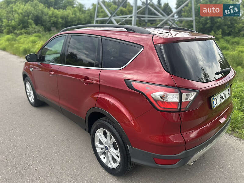 Внедорожник / Кроссовер Ford Escape 2018 в Киеве