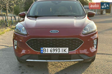 Внедорожник / Кроссовер Ford Escape 2019 в 