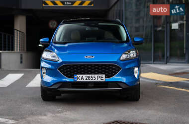 Внедорожник / Кроссовер Ford Escape 2021 в 