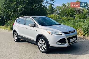Внедорожник / Кроссовер Ford Escape 2013 в 