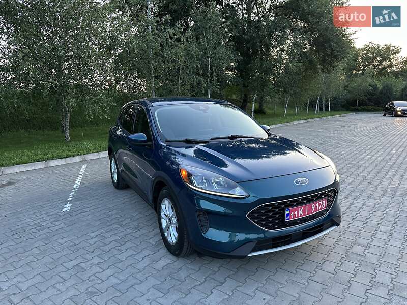 Внедорожник / Кроссовер Ford Escape 2020 в Павлограде