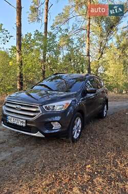 Внедорожник / Кроссовер Ford Escape 2018 в Днепре