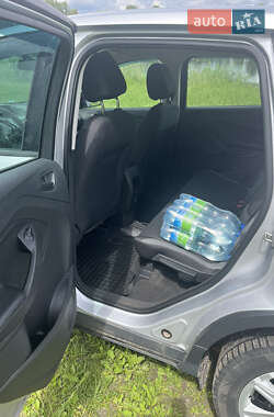 Внедорожник / Кроссовер Ford Escape 2013 в 
