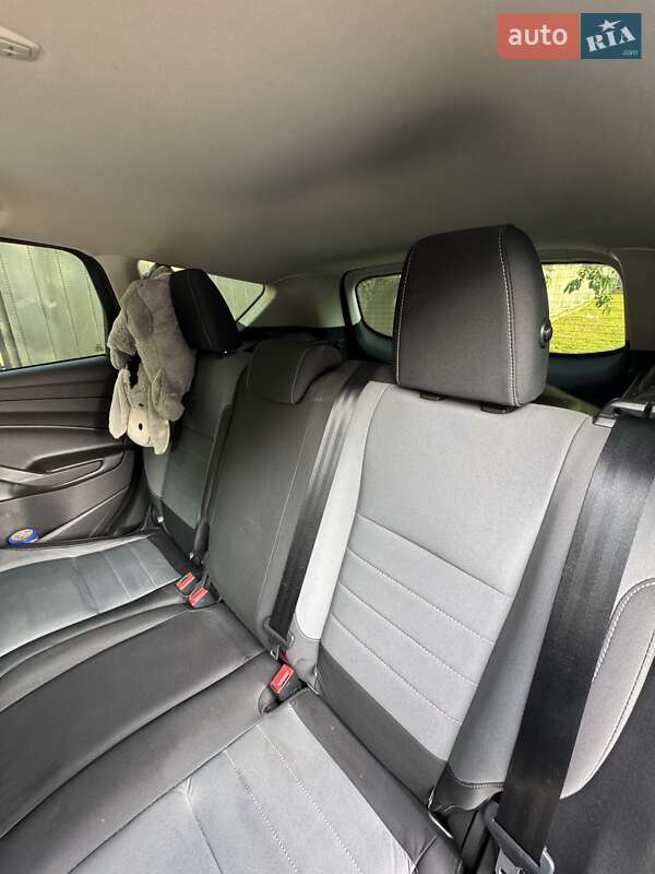 Внедорожник / Кроссовер Ford Escape 2017 в Хмельницком