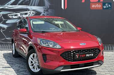 Внедорожник / Кроссовер Ford Escape 2020 в 