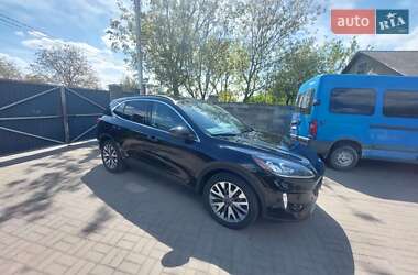 Внедорожник / Кроссовер Ford Escape 2019 в 