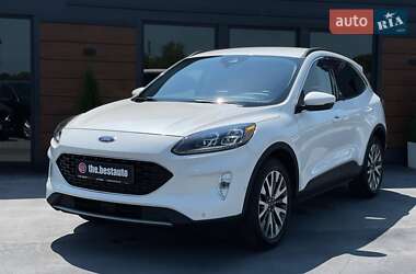 Позашляховик / Кросовер Ford Escape 2020 в Рівному