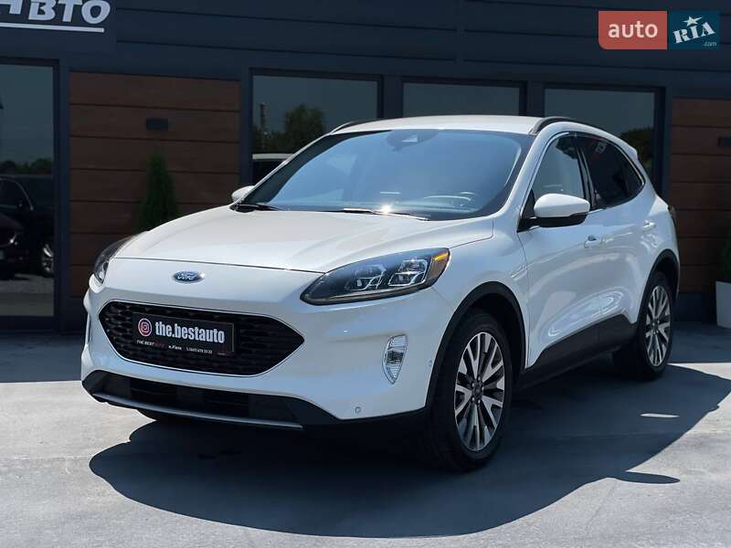 Внедорожник / Кроссовер Ford Escape 2020 в 
