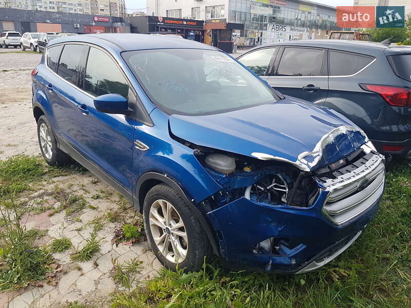Внедорожник / Кроссовер Ford Escape 2019 в Харькове