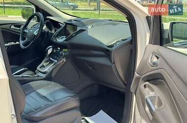 Внедорожник / Кроссовер Ford Escape 2014 в 