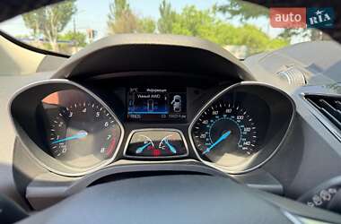 Внедорожник / Кроссовер Ford Escape 2014 в 