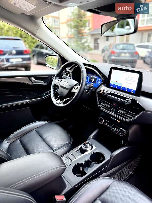 Внедорожник / Кроссовер Ford Escape 2021 в Киеве
