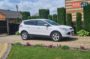 Внедорожник / Кроссовер Ford Escape 2014 в 