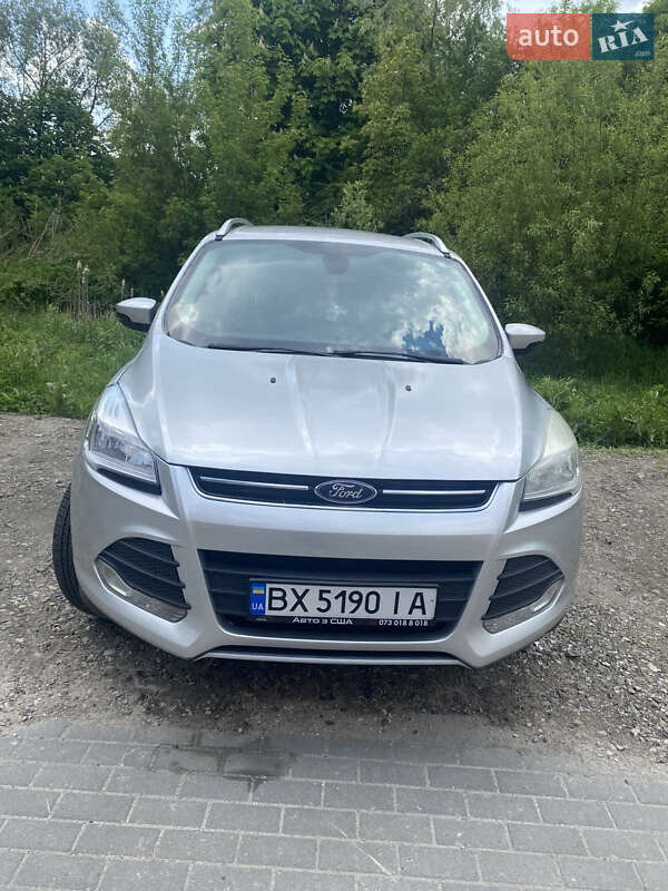Внедорожник / Кроссовер Ford Escape 2014 в 