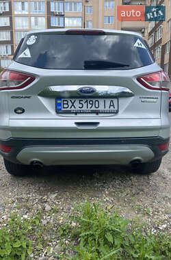 Внедорожник / Кроссовер Ford Escape 2014 в 