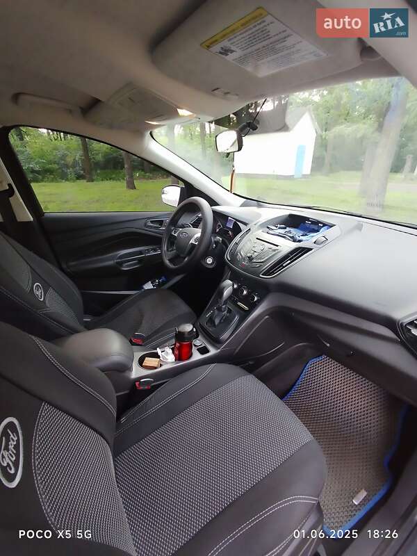 Внедорожник / Кроссовер Ford Escape 2015 в Белой Церкви