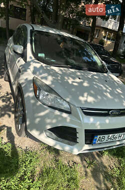Внедорожник / Кроссовер Ford Escape 2013 в 
