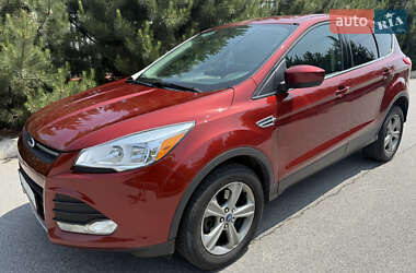 Внедорожник / Кроссовер Ford Escape 2016 в 