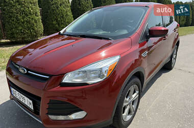 Внедорожник / Кроссовер Ford Escape 2016 в 