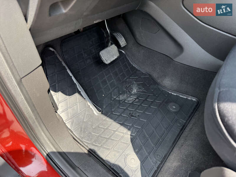 Внедорожник / Кроссовер Ford Escape 2016 в Днепре