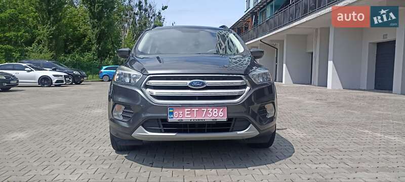 Внедорожник / Кроссовер Ford Escape 2018 в Луцке