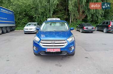 Внедорожник / Кроссовер Ford Escape 2019 в 