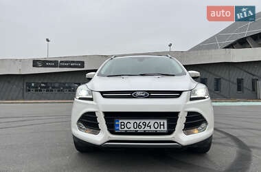 Позашляховик / Кросовер Ford Escape 2014 в 