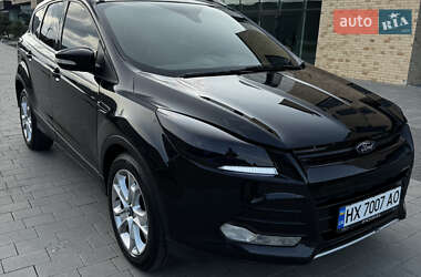 Внедорожник / Кроссовер Ford Escape 2015 в 