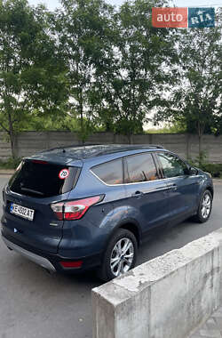 Внедорожник / Кроссовер Ford Escape 2018 в 