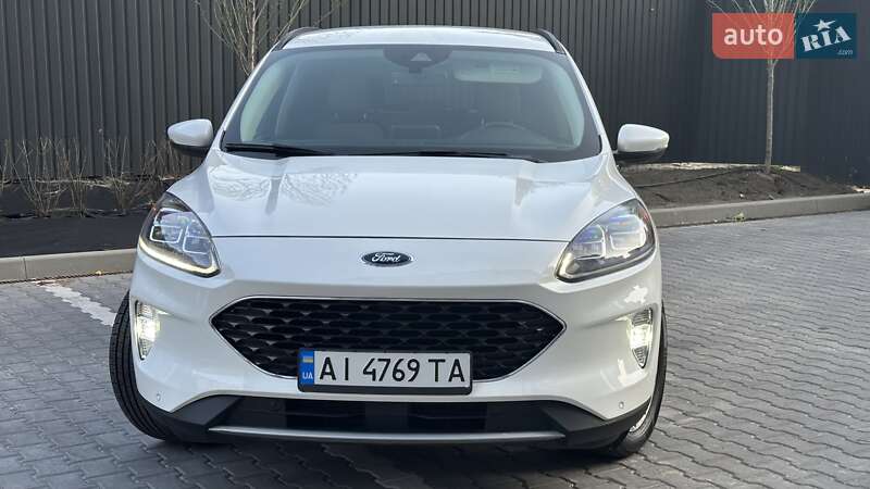 Внедорожник / Кроссовер Ford Escape 2020 в Вишневом