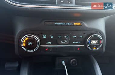 Внедорожник / Кроссовер Ford Escape 2019 в 